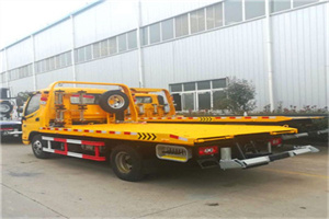 银海区附近拖车救援搭电